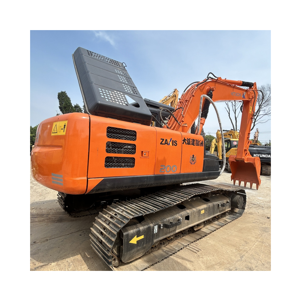 Hitachi ZX200 Excavator - حفارات زحافة: صور 1 Hitachi ZX200 Excavator - حفارات زحافة: صور 1