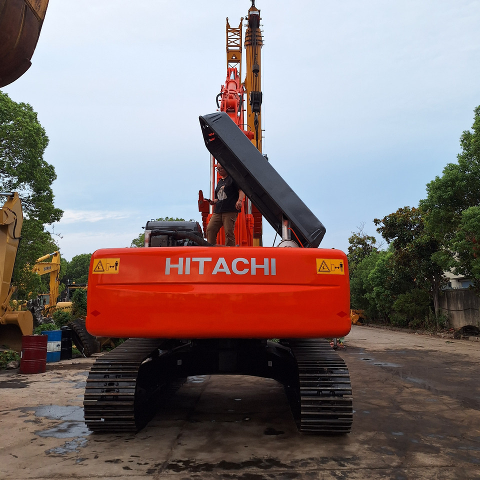Hitachi ZX350G Excavator - حفارات زحافة: صور 1 Hitachi ZX350G Excavator - حفارات زحافة: صور 1