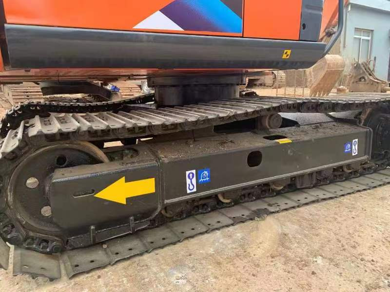 Hitachi ZX70 Excavator - حفارات زحافة: صور 5 Hitachi ZX70 Excavator - حفارات زحافة: صور 5