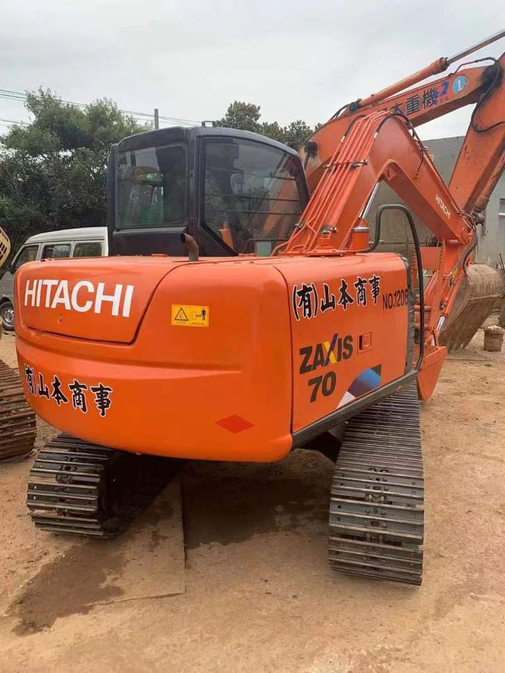 Hitachi ZX70 Excavator - حفارات زحافة: صور 1 Hitachi ZX70 Excavator - حفارات زحافة: صور 1