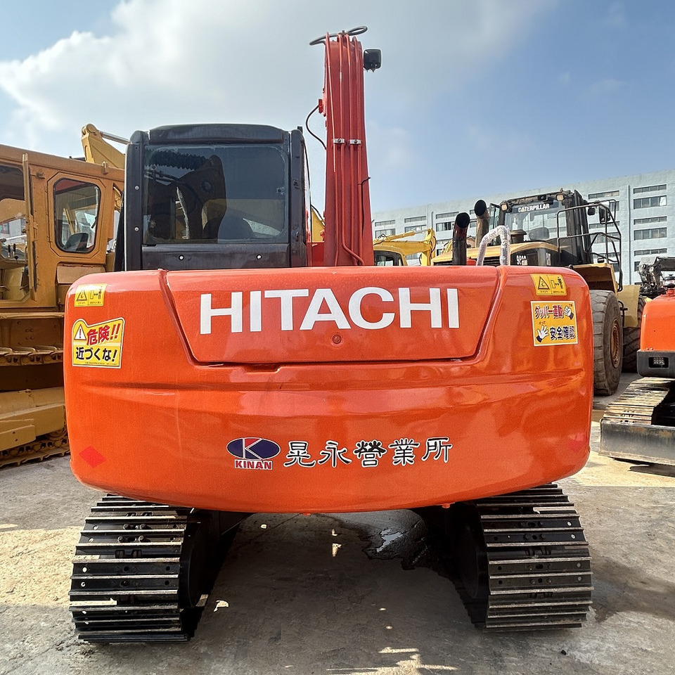 Hitachi ZX70 Excavator - حفارة مصغرة: صور 5 Hitachi ZX70 Excavator - حفارة مصغرة: صور 5