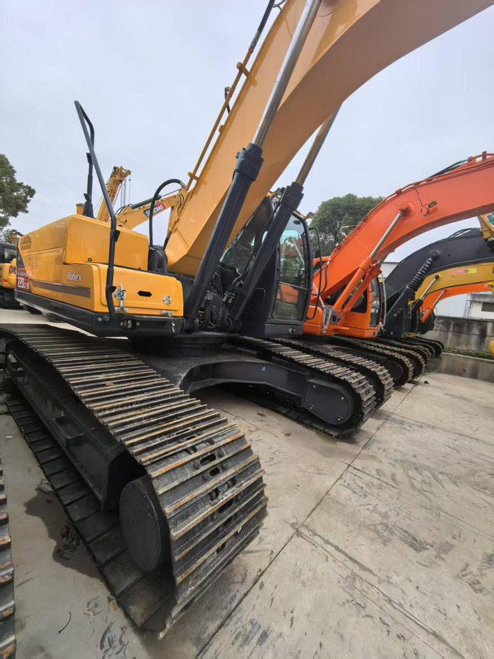 Hyundai 220LC-9S Excavator - حفارات زحافة: صور 4 Hyundai 220LC-9S Excavator - حفارات زحافة: صور 4