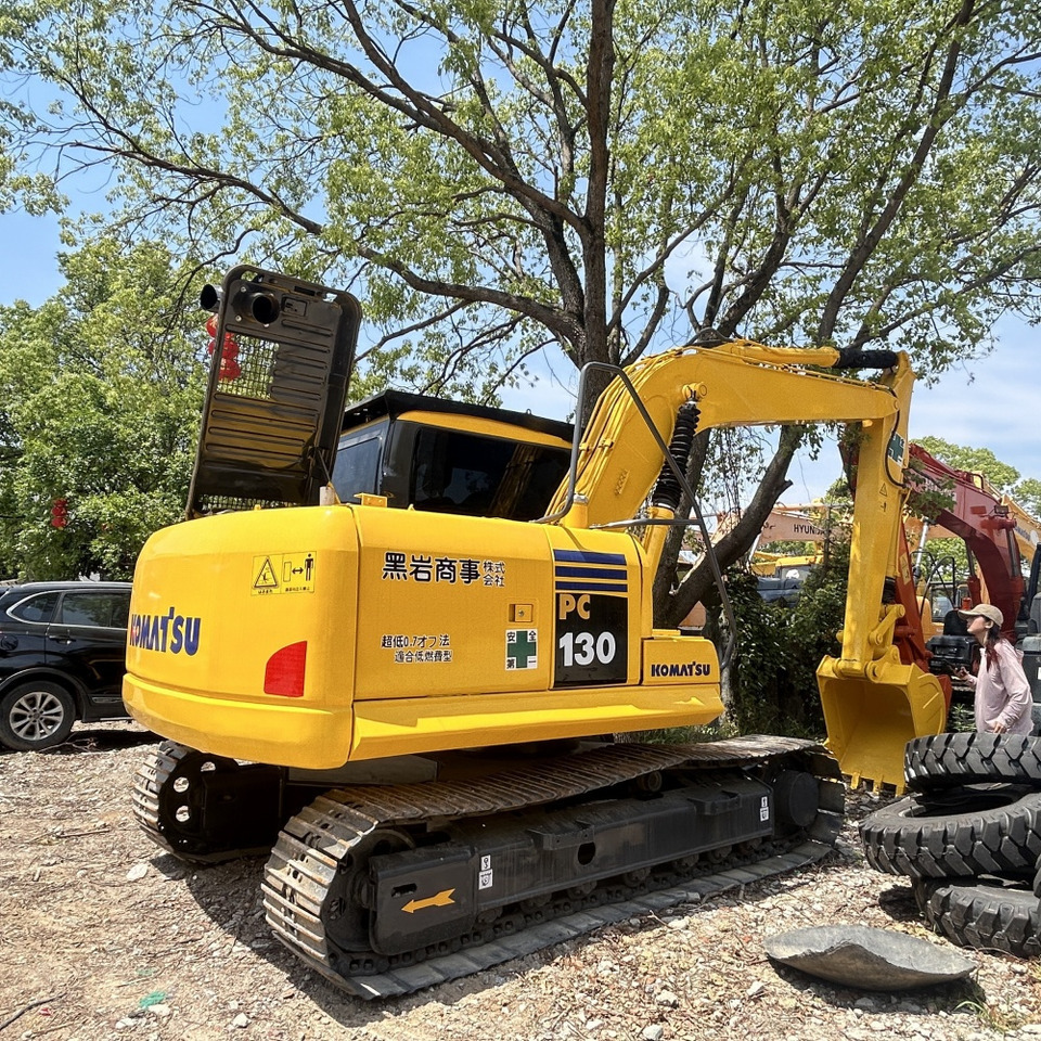 Komatsu PC130-7 Excavator - حفارات زحافة: صور 2 Komatsu PC130-7 Excavator - حفارات زحافة: صور 2
