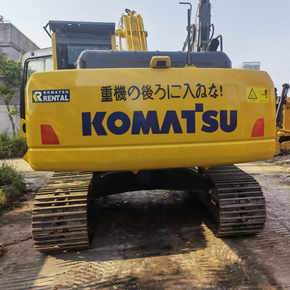 Komatsu PC200-8 Excavator - حفارات زحافة: صور 2 Komatsu PC200-8 Excavator - حفارات زحافة: صور 2