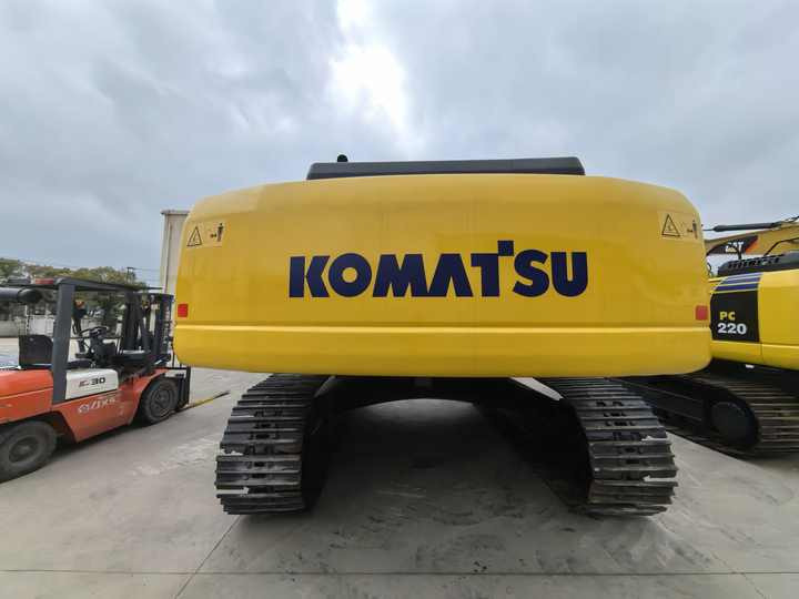 Komatsu PC400 -8 - حفارات زحافة: صور 2 Komatsu PC400 -8 - حفارات زحافة: صور 2