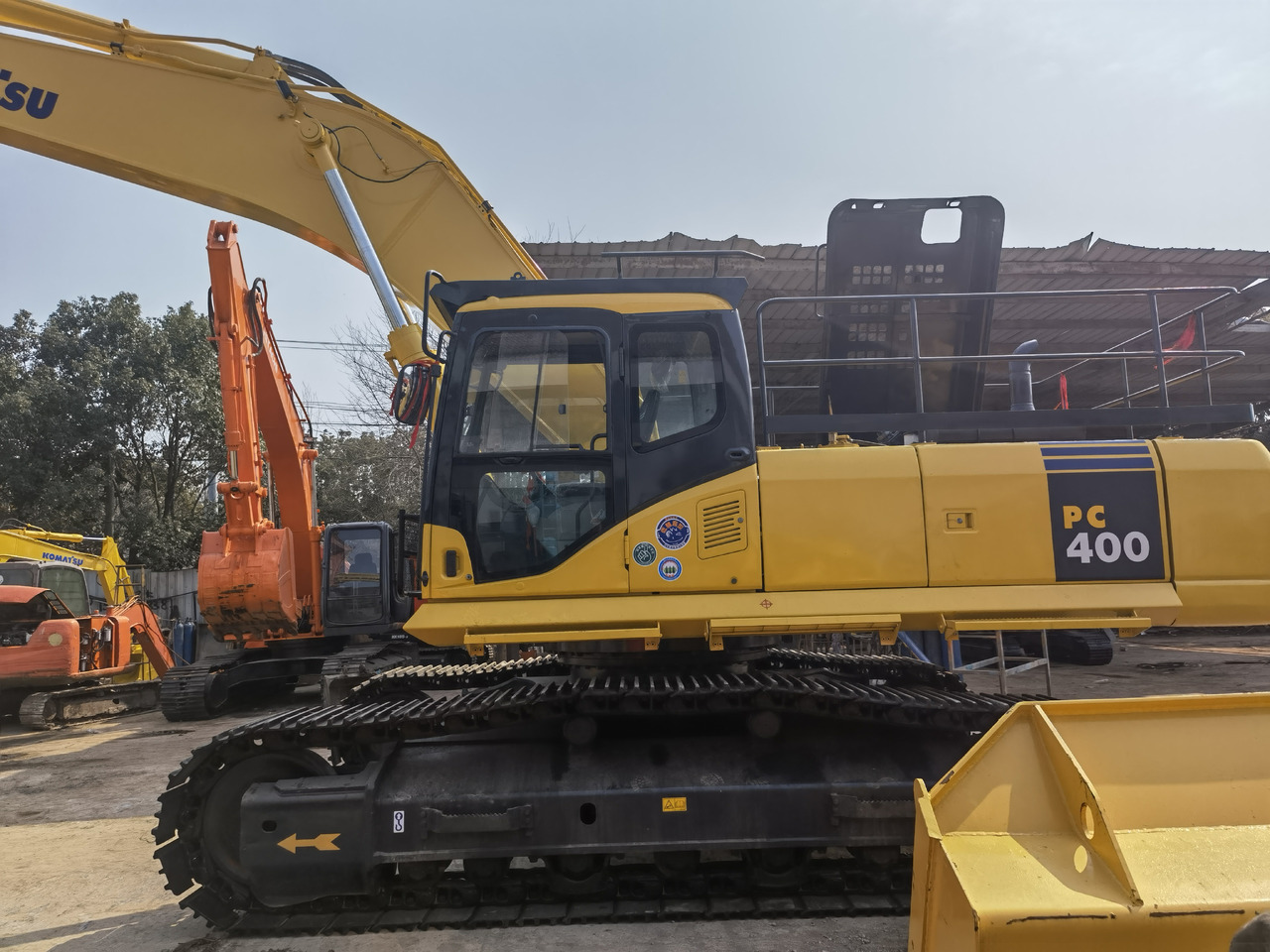 Komatsu pc400-7 excavator - حفارات زحافة: صور 3 Komatsu pc400-7 excavator - حفارات زحافة: صور 3