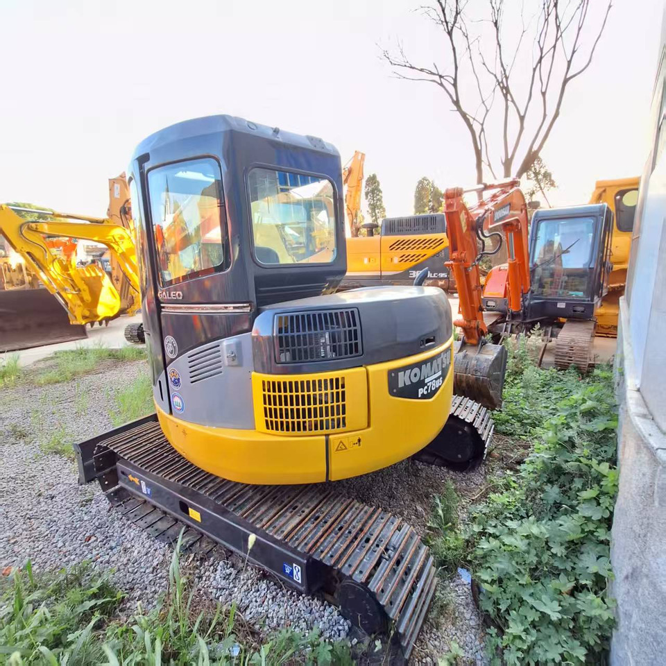 Komatsu pc78 Excavator - حفارات زحافة: صور 4 Komatsu pc78 Excavator - حفارات زحافة: صور 4