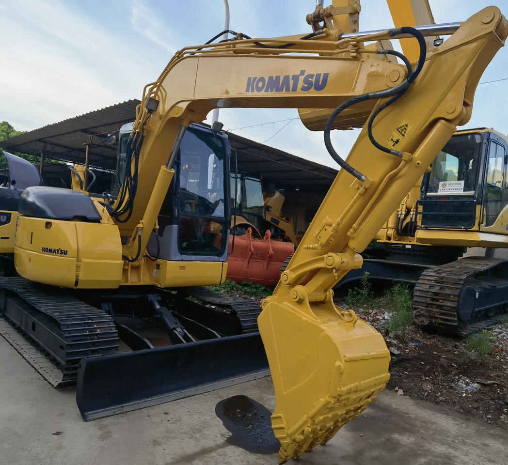 Komatsu pc78 Excavator - حفارات زحافة: صور 5 Komatsu pc78 Excavator - حفارات زحافة: صور 5