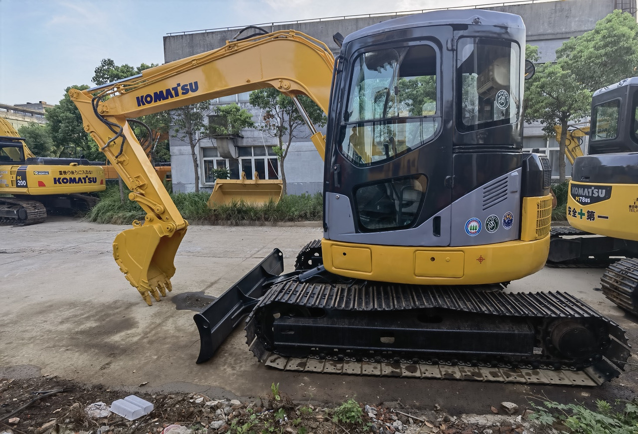 Komatsu pc78 Excavator - حفارات زحافة: صور 2 Komatsu pc78 Excavator - حفارات زحافة: صور 2