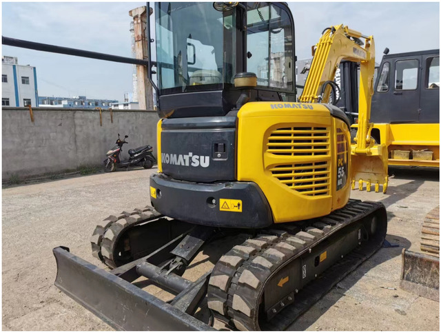 Orginal japan Brand Komatsu pc55MR-3 Used excavators pc55 mini excavator pc55MR excavator 5 tons Low price in stock - حفارة مصغرة: صور 1 Orginal japan Brand Komatsu pc55MR-3 Used excavators pc55 mini excavator pc55MR excavator 5 tons Low price in stock - حفارة مصغرة: صور 1