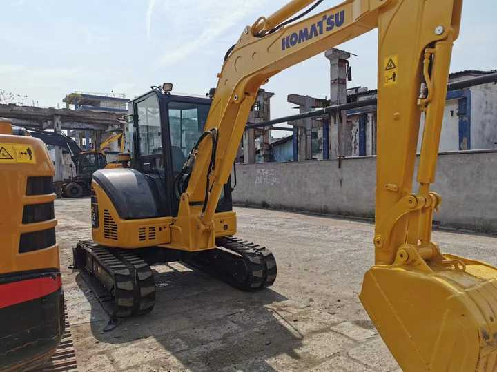 Orginal japan Brand Komatsu pc55MR-3 Used excavators pc55 mini excavator pc55MR excavator 5 tons Low price in stock - حفارة مصغرة: صور 2 Orginal japan Brand Komatsu pc55MR-3 Used excavators pc55 mini excavator pc55MR excavator 5 tons Low price in stock - حفارة مصغرة: صور 2