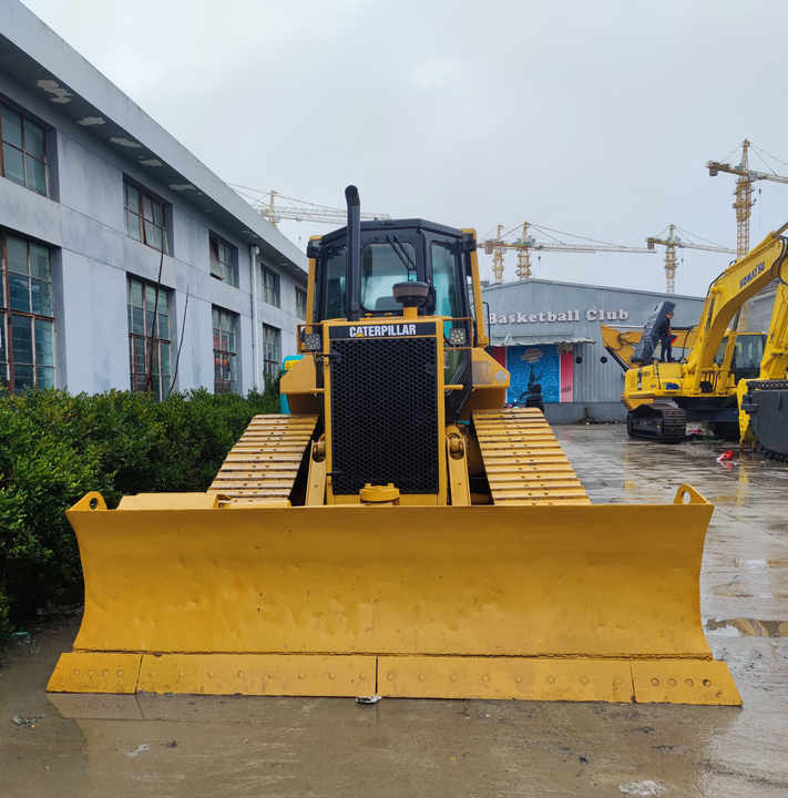 Original Japan made used Caterpillar D5M LGP dozer CAT D5M D5H bulldozer for sale - بلدوزر: صور 3 Original Japan made used Caterpillar D5M LGP dozer CAT D5M D5H bulldozer for sale - بلدوزر: صور 3