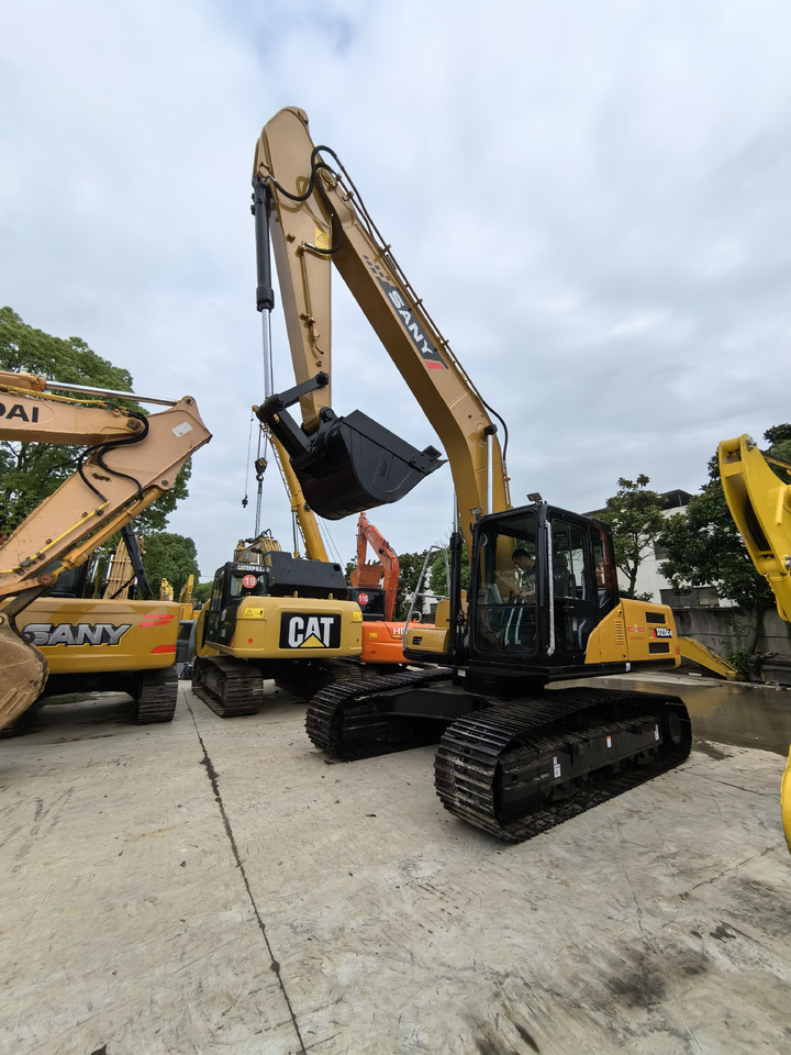 SANY 215C-9 Excavator - حفارات زحافة: صور 2 SANY 215C-9 Excavator - حفارات زحافة: صور 2