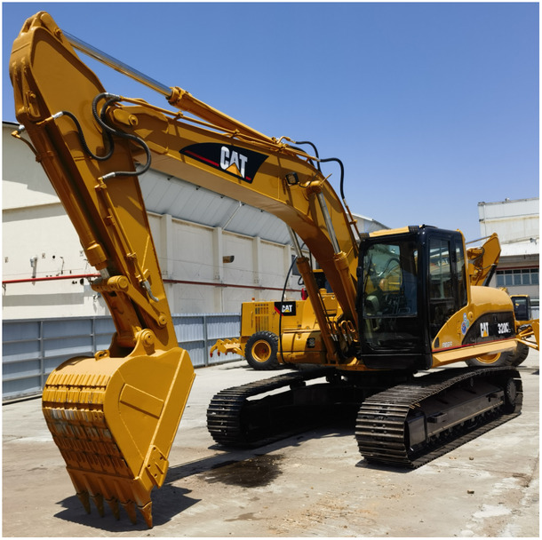 Second hand Caterpillar 320 Excavator Japan Cat 320gc 320d2 320dl 320c 320cl 320d used machine excavator for sale - حفارات زحافة: صور 1 Second hand Caterpillar 320 Excavator Japan Cat 320gc 320d2 320dl 320c 320cl 320d used machine excavator for sale - حفارات زحافة: صور 1