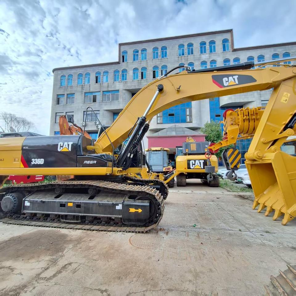 Cat 336d Excavator - حفارة: صور 1 Cat 336d Excavator - حفارة: صور 1
