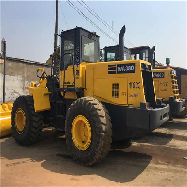 Second hand wheel loader Komatsu used Wheel loader WA320-3 WA320-1 WA380-3 cheap for sale - اللودر بعجل: صور 4 Second hand wheel loader Komatsu used Wheel loader WA320-3 WA320-1 WA380-3 cheap for sale - اللودر بعجل: صور 4