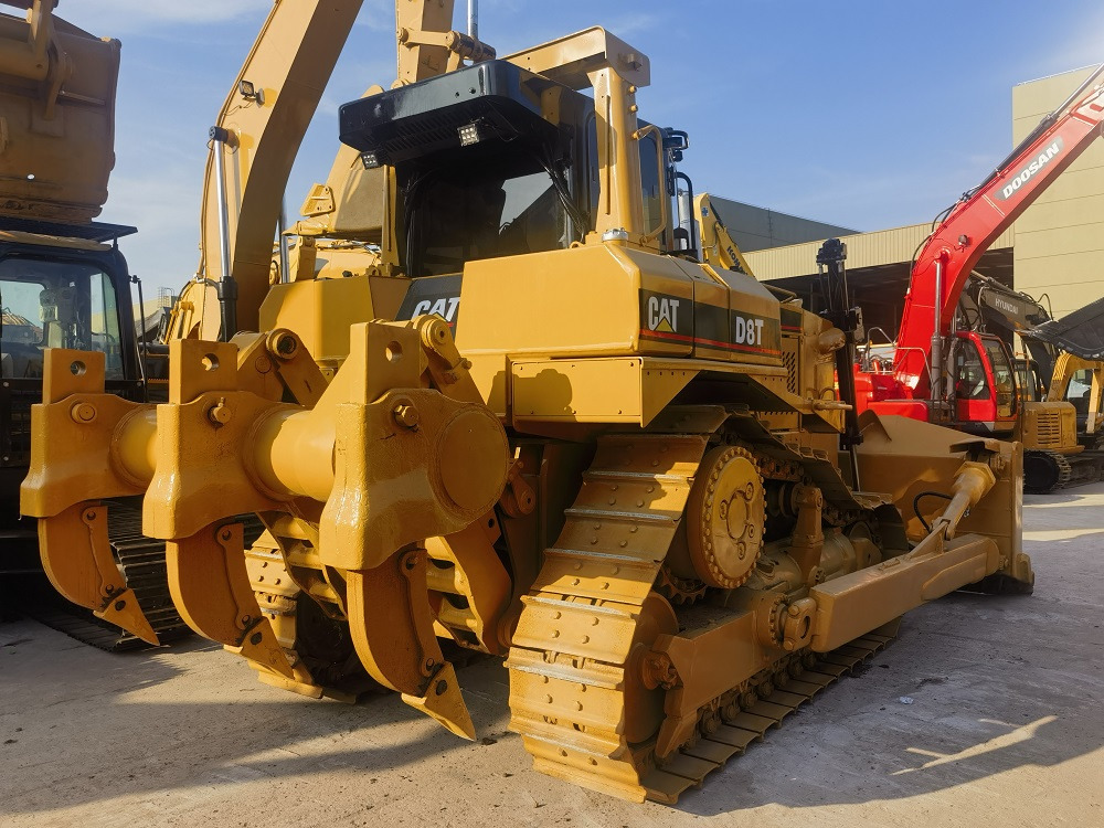 Used cat d8r bulldozer - بلدوزر: صور 2 Used cat d8r bulldozer - بلدوزر: صور 2