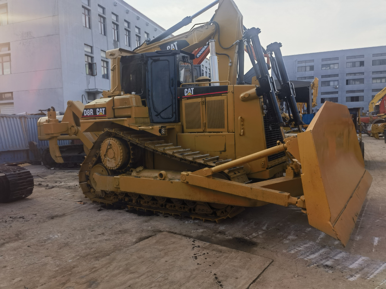 Used cat d8r bulldozer - بلدوزر: صور 4 Used cat d8r bulldozer - بلدوزر: صور 4