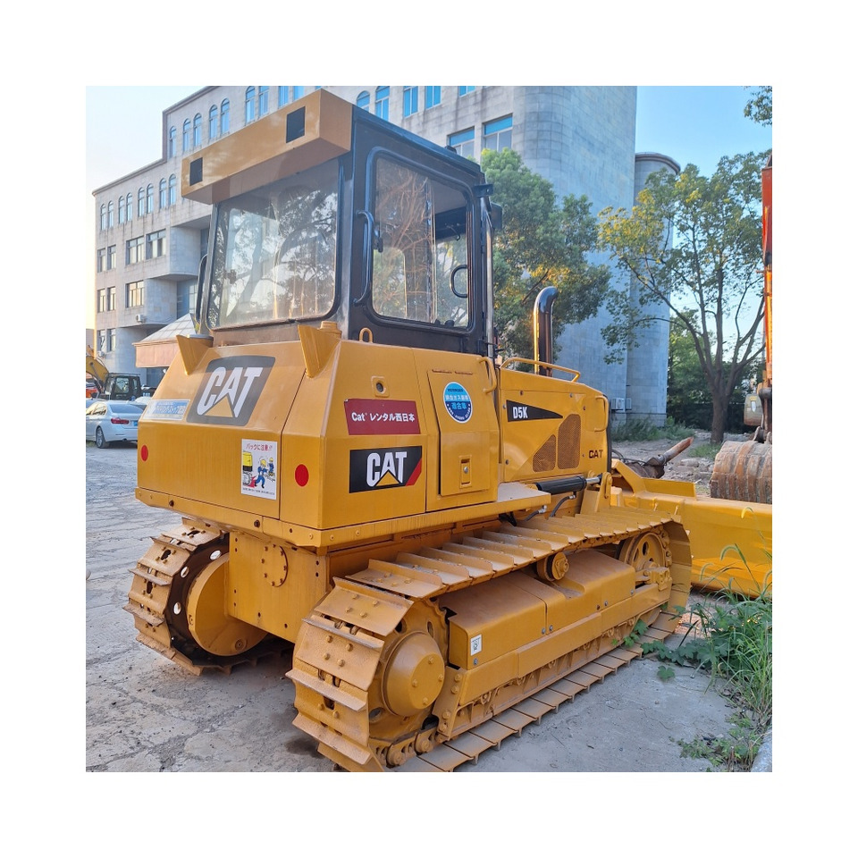 Used caterpillar cat D5k bulldozer - بلدوزر: صور 1 Used caterpillar cat D5k bulldozer - بلدوزر: صور 1