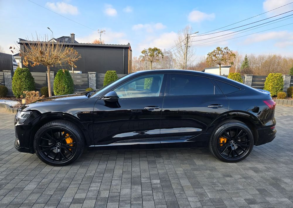 سيدان Audi e-tron 55 Quattro S Line: صور 16 سيدان Audi e-tron 55 Quattro S Line: صور 16