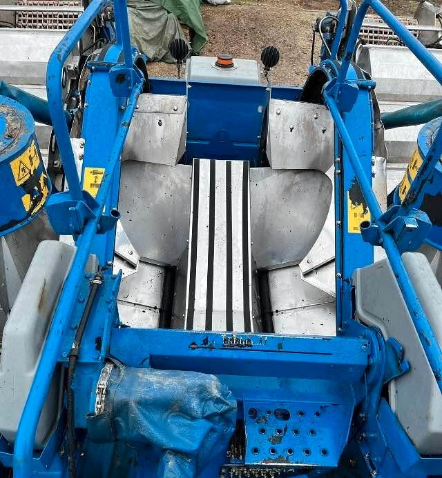 Vendemmiatrice Braud VL 6060 - آلات الحصاد للعنب: صور 4 Vendemmiatrice Braud VL 6060 - آلات الحصاد للعنب: صور 4