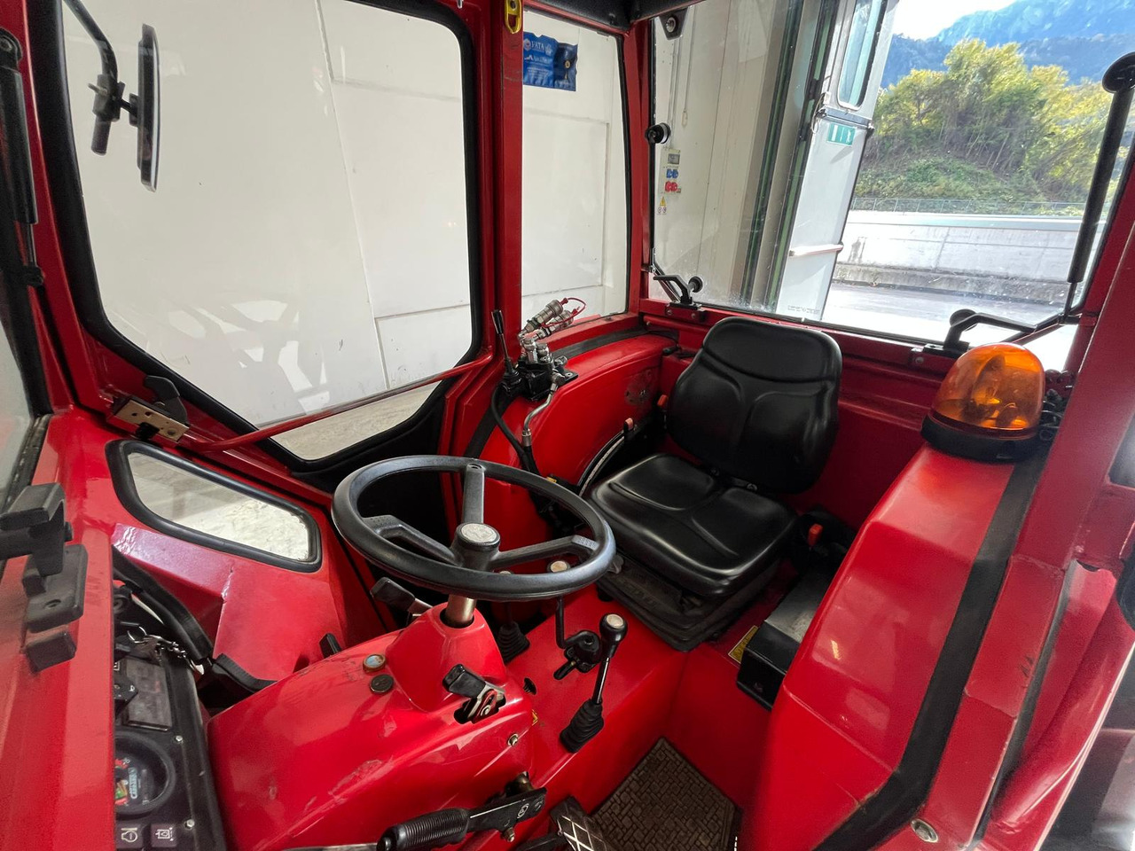 جرار ANTONIO CARRARO TC 8400 F: صور 8 جرار ANTONIO CARRARO TC 8400 F: صور 8