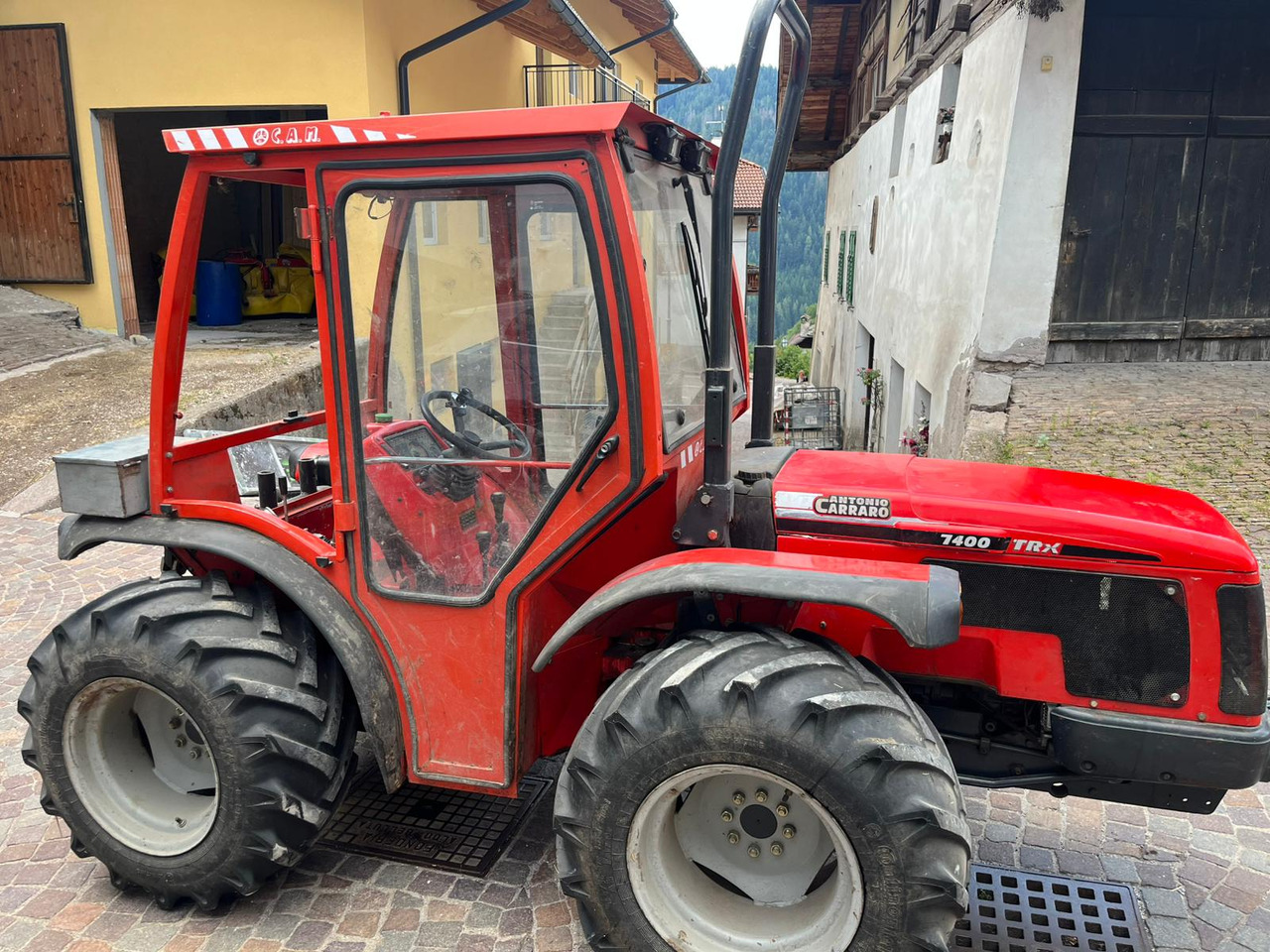 ANTONIO CARRARO TRX 7400 - جرار: صور 5 ANTONIO CARRARO TRX 7400 - جرار: صور 5