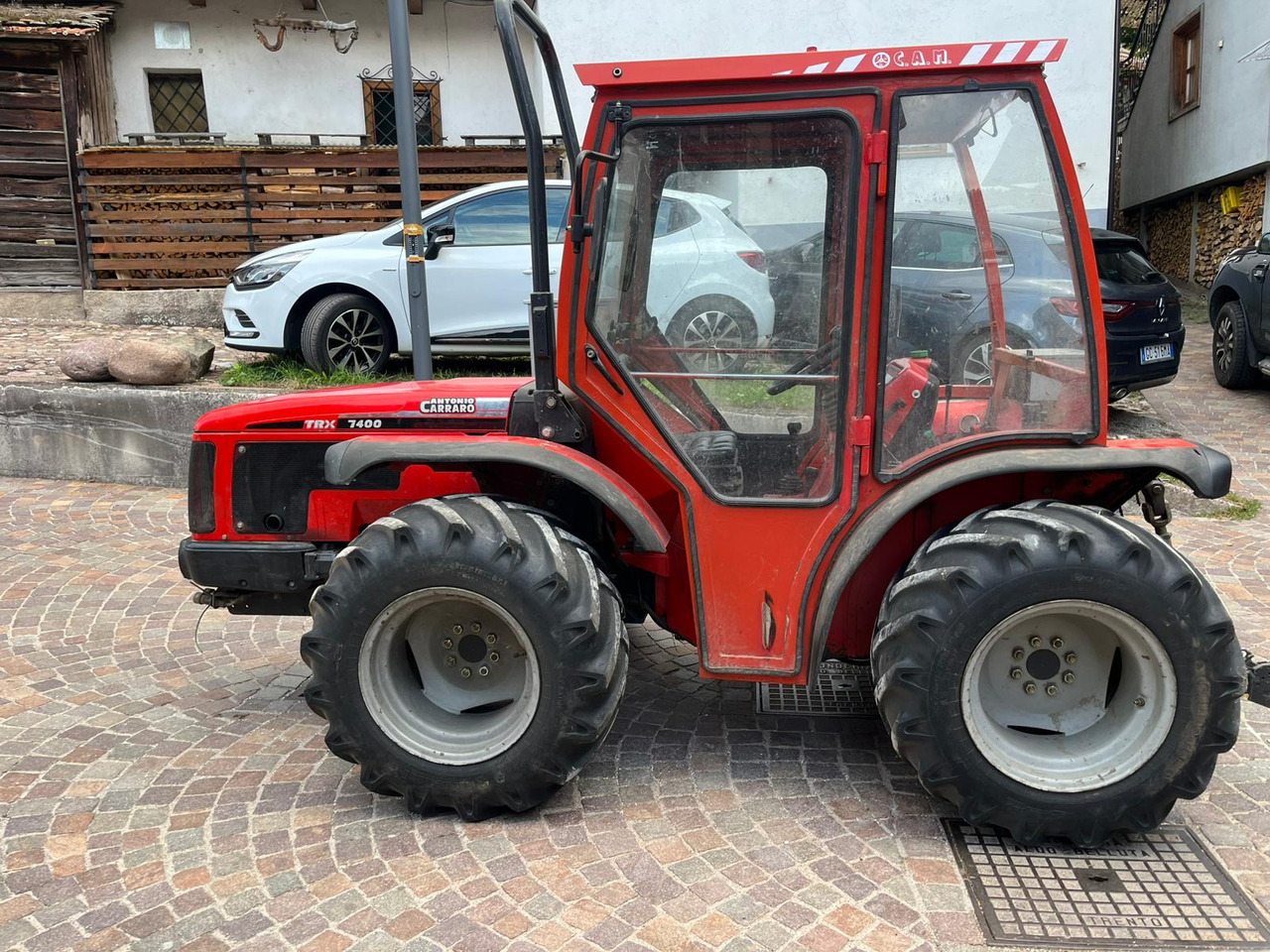 ANTONIO CARRARO TRX 7400 - جرار: صور 4 ANTONIO CARRARO TRX 7400 - جرار: صور 4