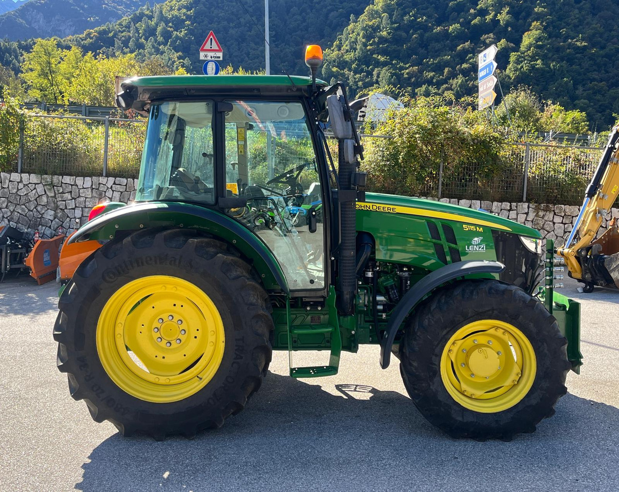 JOHN DEERE 5115M - جرار: صور 5 JOHN DEERE 5115M - جرار: صور 5