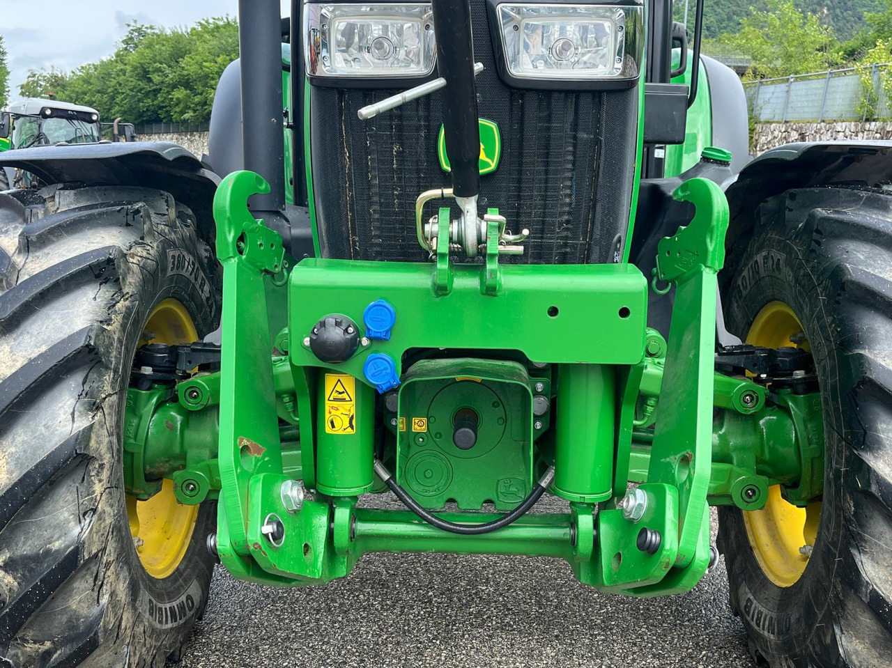 JOHN DEERE 5115R - جرار: صور 4 JOHN DEERE 5115R - جرار: صور 4