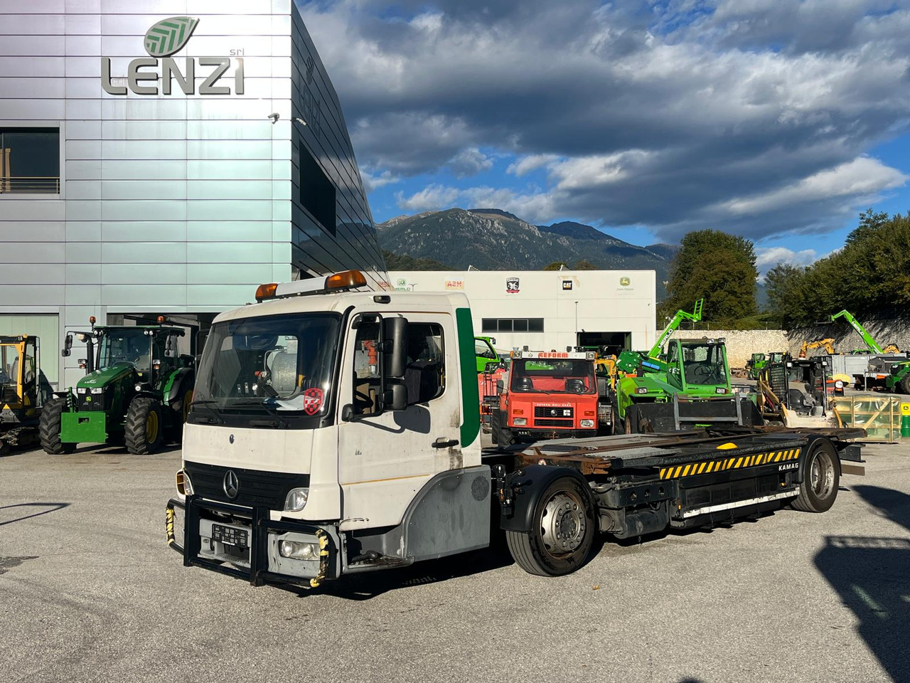 MERCEDES-BENZ KAMAG - شاحنات الحاويات/ جسم علوي قابل للتغيير شاحنة: صور 3 MERCEDES-BENZ KAMAG - شاحنات الحاويات/ جسم علوي قابل للتغيير شاحنة: صور 3