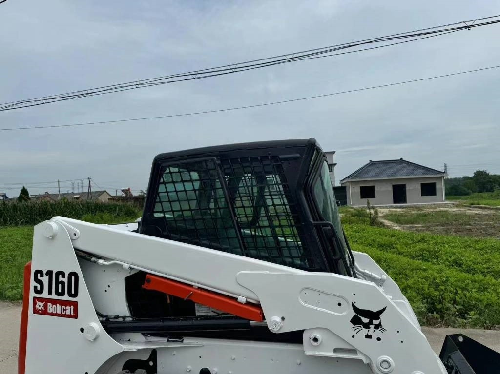 شيول صغير Bobcat S 160: صور 29
