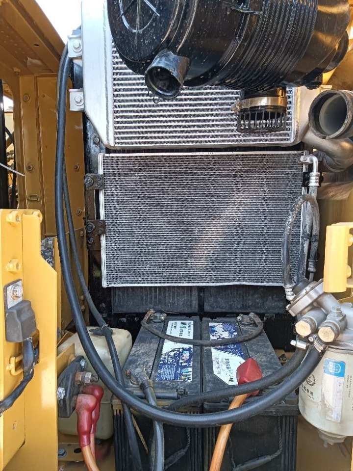 CAT 313 - حفارات زحافة: صور 5 CAT 313 - حفارات زحافة: صور 5