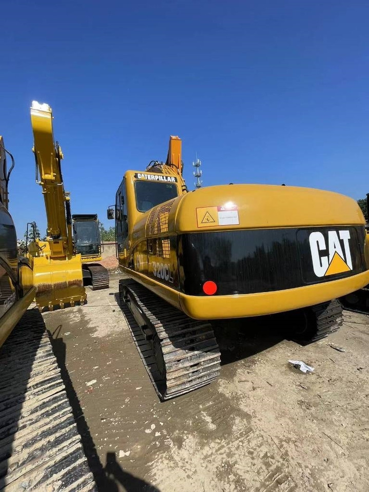 CAT 320 C - حفارات زحافة: صور 3 CAT 320 C - حفارات زحافة: صور 3