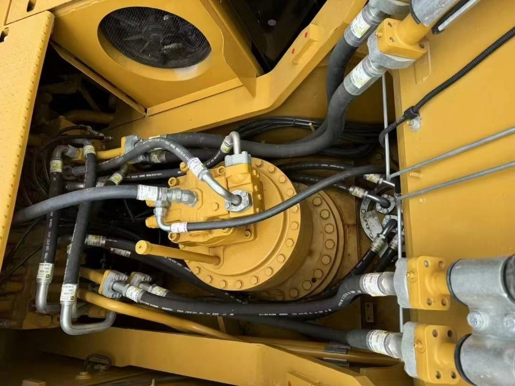 CAT 330 - حفارات زحافة: صور 2 CAT 330 - حفارات زحافة: صور 2