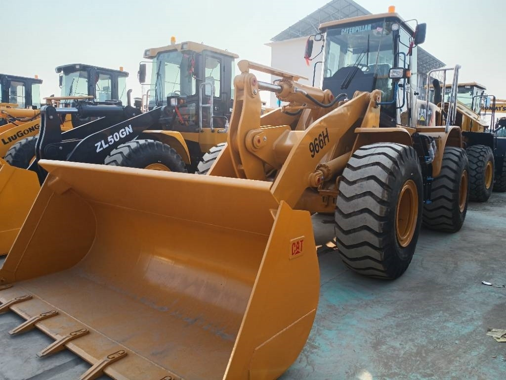 CAT 966 H - اللودر بعجل: صور 1 CAT 966 H - اللودر بعجل: صور 1