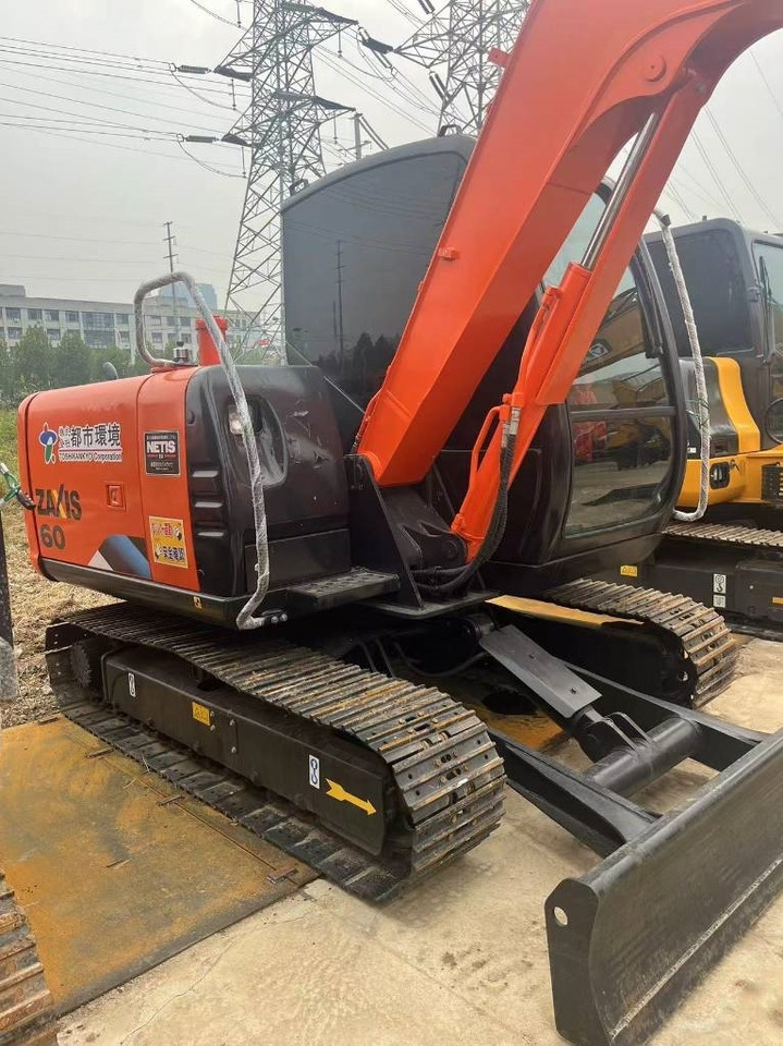 Hitachi 60 - حفارة مصغرة: صور 3 Hitachi 60 - حفارة مصغرة: صور 3