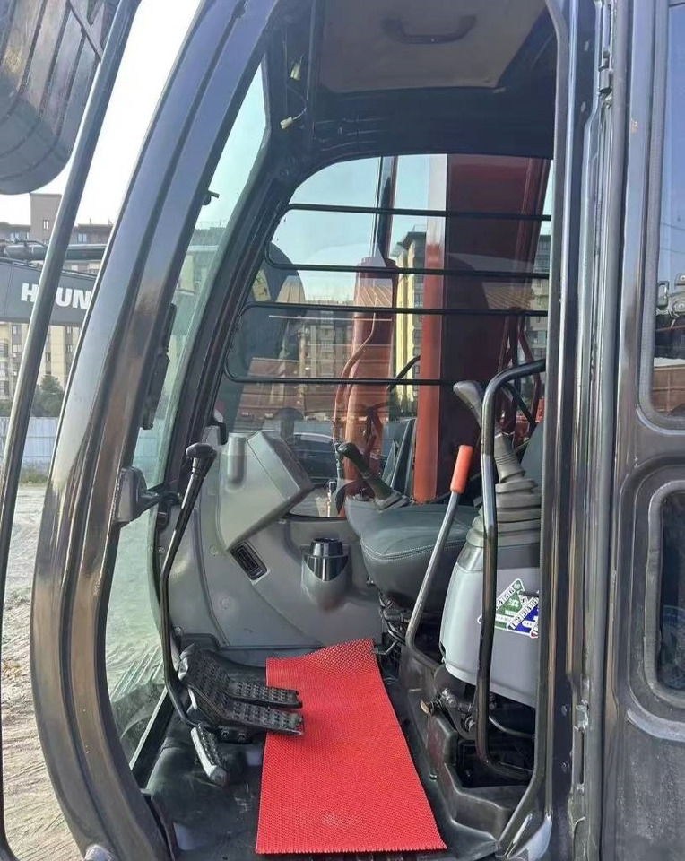 Hitachi 70 - حفارة مصغرة: صور 4 Hitachi 70 - حفارة مصغرة: صور 4