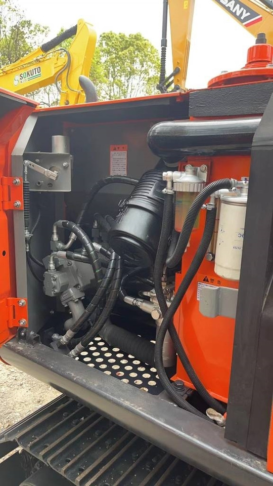 Hitachi ZX 70 - حفارة مصغرة: صور 3 Hitachi ZX 70 - حفارة مصغرة: صور 3