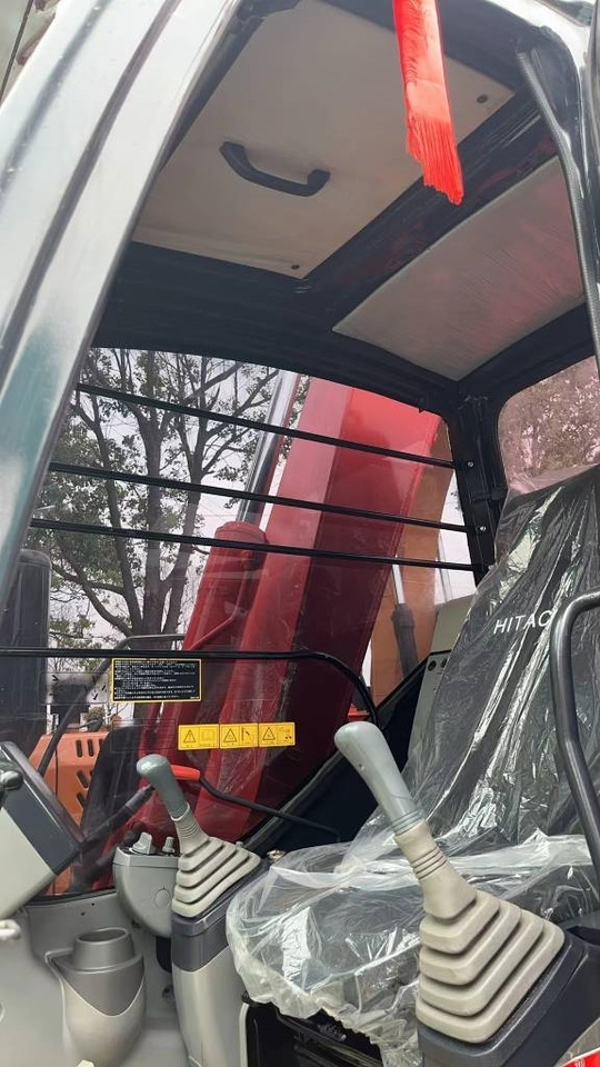 Hitachi ZX 70 - حفارة مصغرة: صور 4 Hitachi ZX 70 - حفارة مصغرة: صور 4