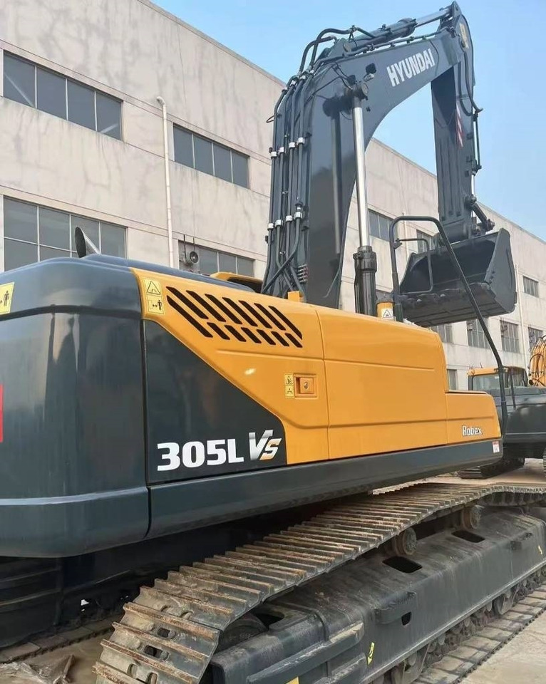 Hyundai 305L VS - حفارات زحافة: صور 1 Hyundai 305L VS - حفارات زحافة: صور 1