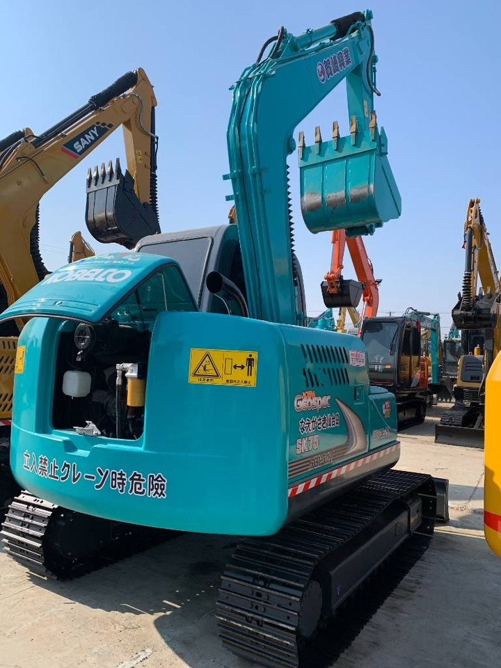 Kobelco SK 75 - حفارات زحافة: صور 1 Kobelco SK 75 - حفارات زحافة: صور 1