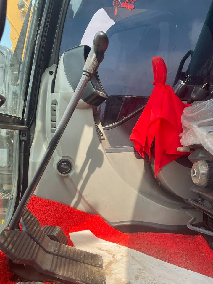 Kobelco SK 75 - حفارات زحافة: صور 4 Kobelco SK 75 - حفارات زحافة: صور 4