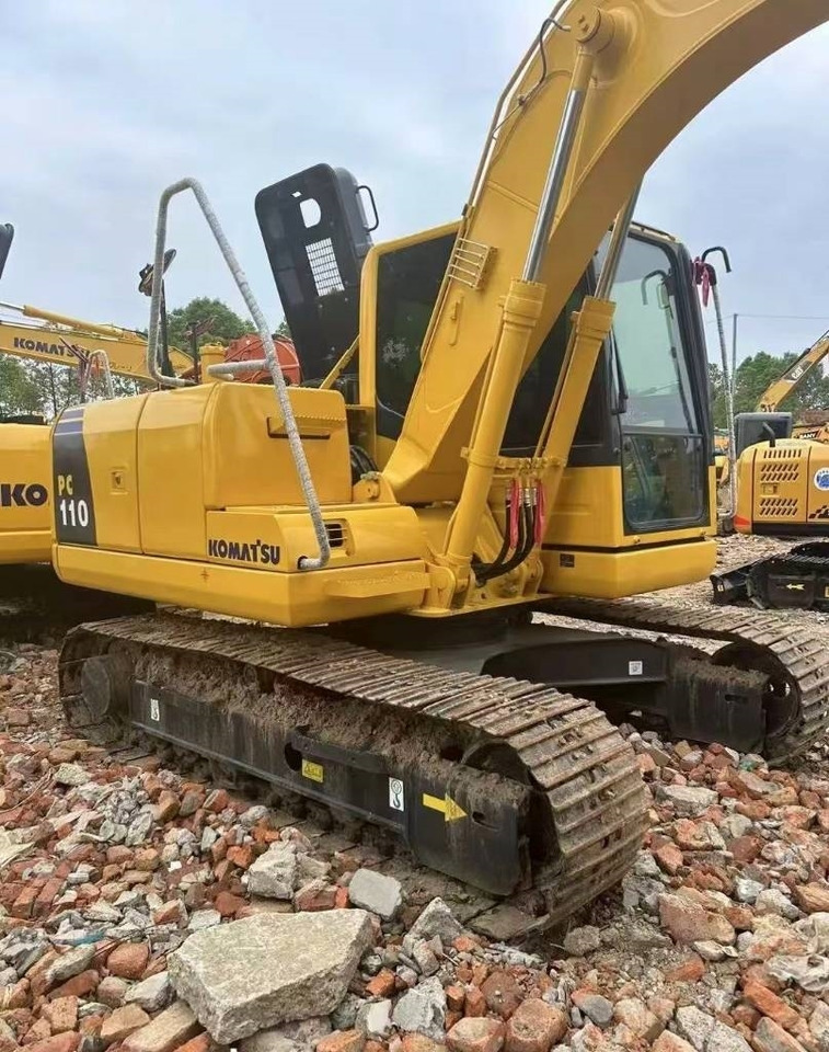 Komatsu PC 110 - حفارات زحافة: صور 2 Komatsu PC 110 - حفارات زحافة: صور 2