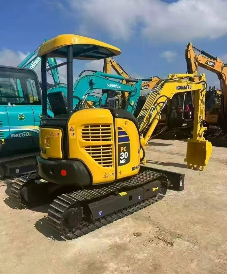 Komatsu PC 30  - حفارة مصغرة: صور 2 Komatsu PC 30  - حفارة مصغرة: صور 2