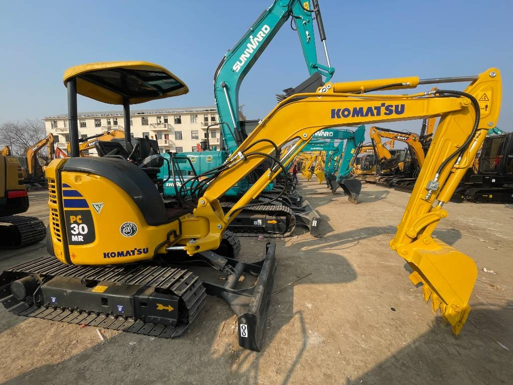 Komatsu PC 30  - حفارة مصغرة: صور 1 Komatsu PC 30  - حفارة مصغرة: صور 1