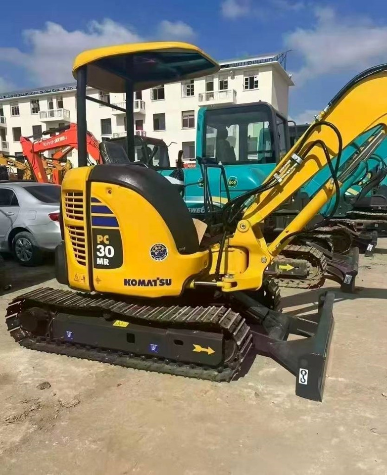 Komatsu PC 30  - حفارة مصغرة: صور 5 Komatsu PC 30  - حفارة مصغرة: صور 5
