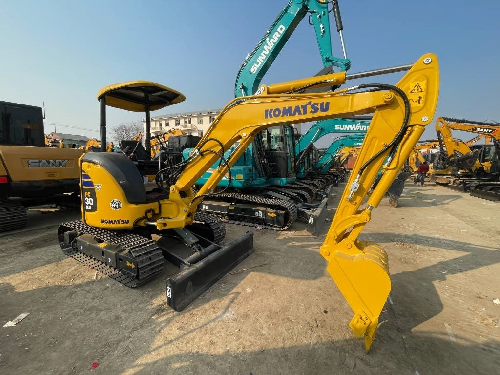 Komatsu PC 30  - حفارة مصغرة: صور 5 Komatsu PC 30  - حفارة مصغرة: صور 5
