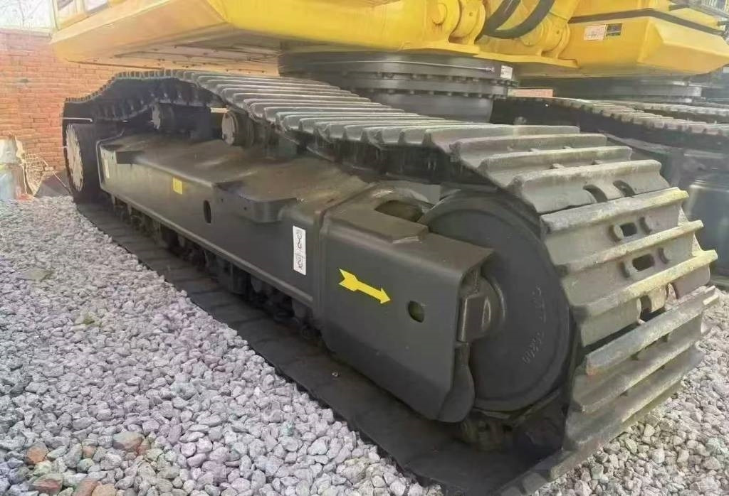 Komatsu PC 350-8 - حفارات زحافة: صور 5 Komatsu PC 350-8 - حفارات زحافة: صور 5