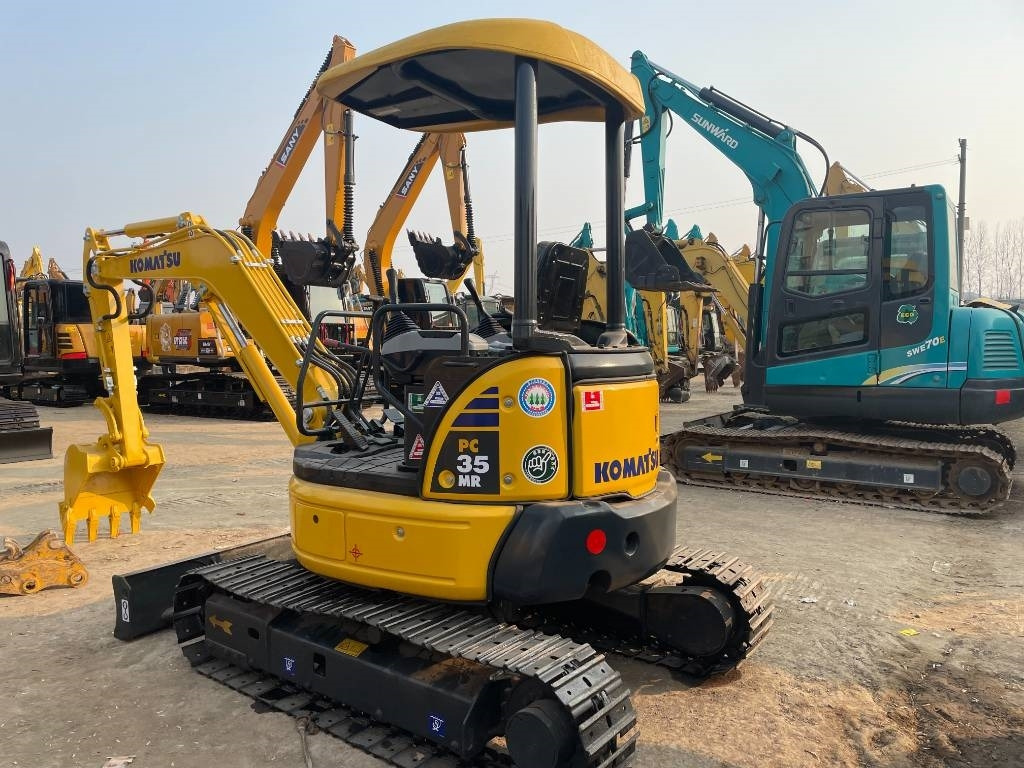 Komatsu PC 35 - حفارة مصغرة: صور 2 Komatsu PC 35 - حفارة مصغرة: صور 2